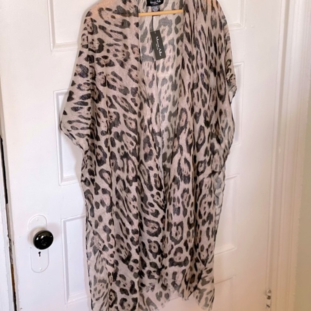 MARCUS ADLER Animal Print Shawl - Leopard - Women’s One Size - NEW